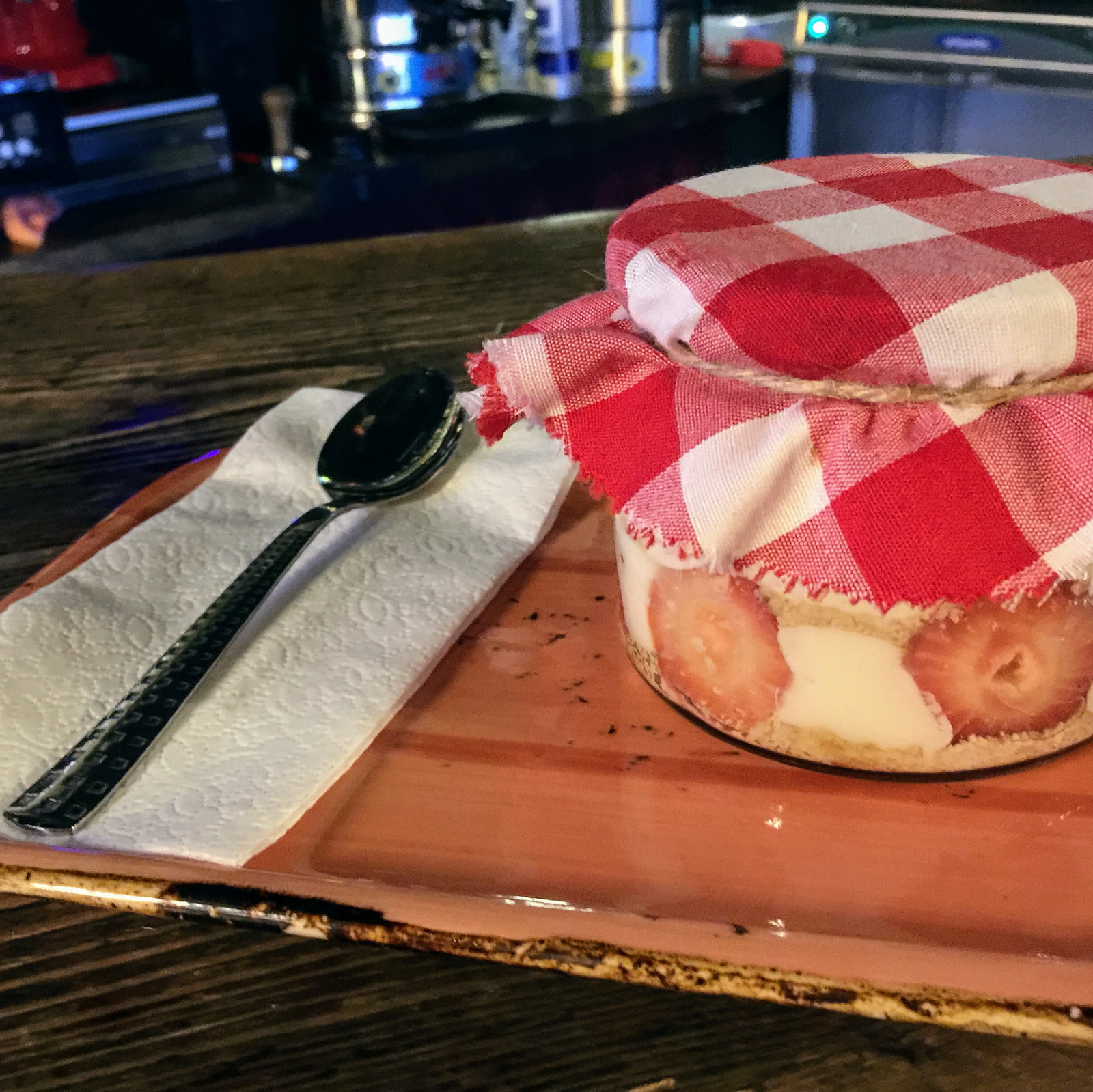 Kahverengi Cafe Çapa