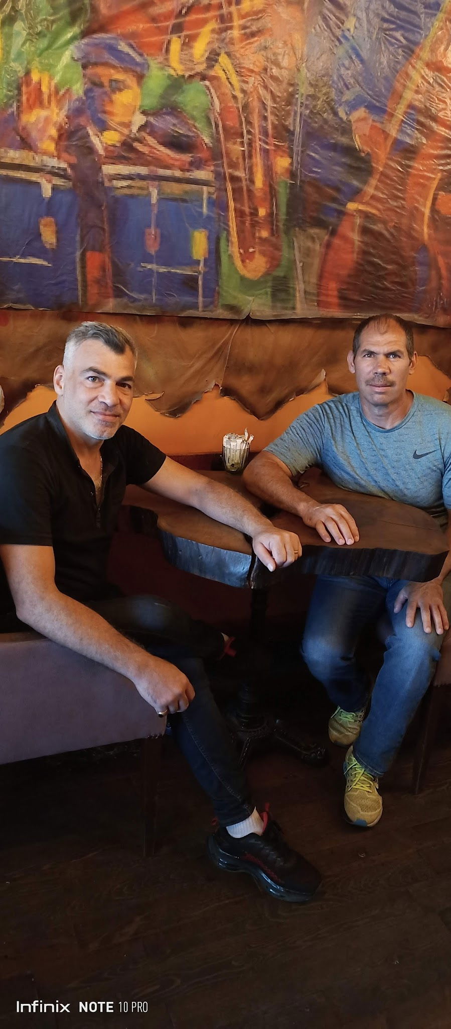 Kahverengi Cafe Çapa