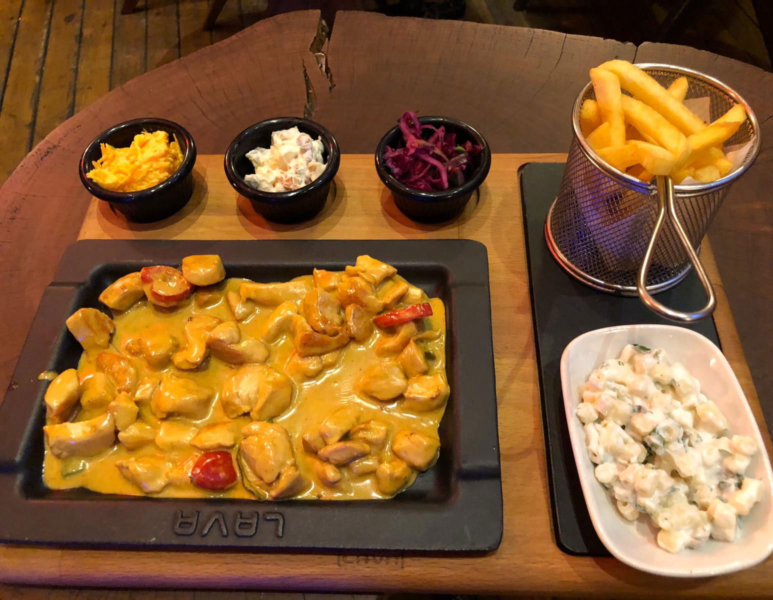 Kahverengi Cafe Çapa