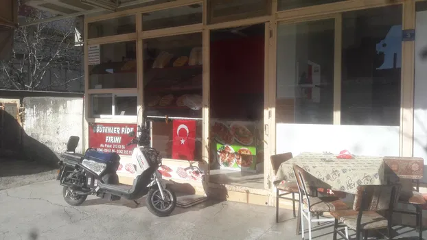 Üğütenler Pi̇de Firini resimleri