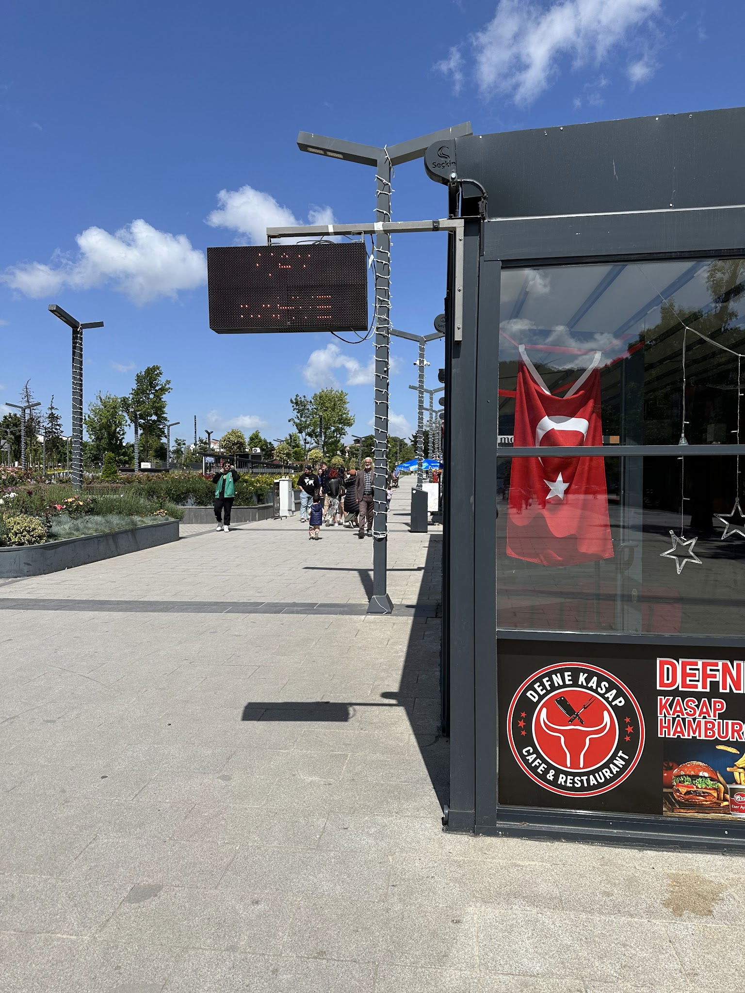 Defne Kasap&Cafe Restaurant