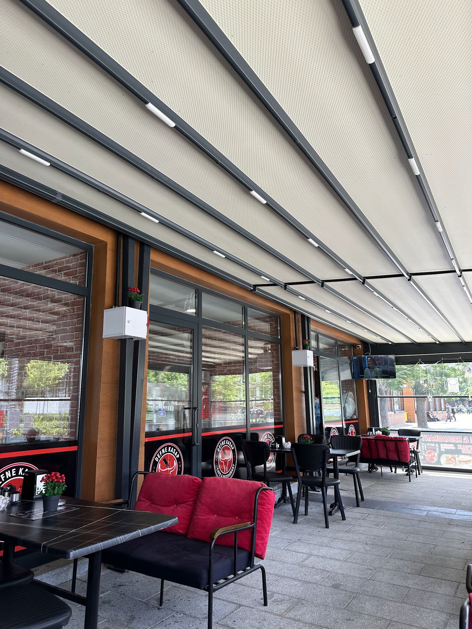 Defne Kasap&Cafe Restaurant