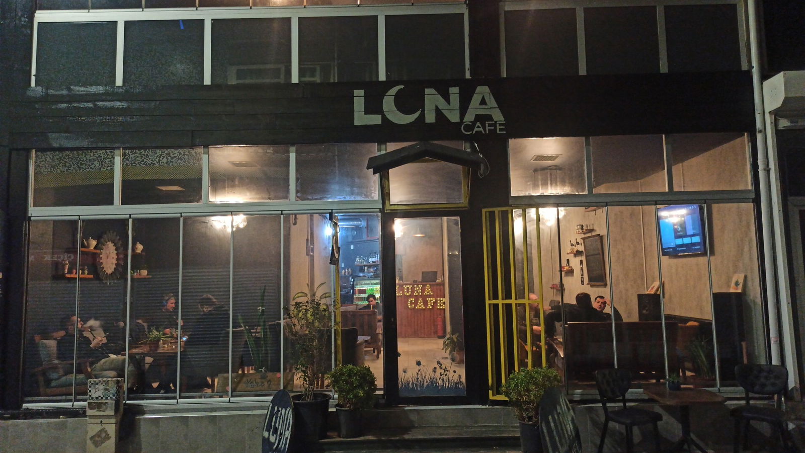 Luna Cafe