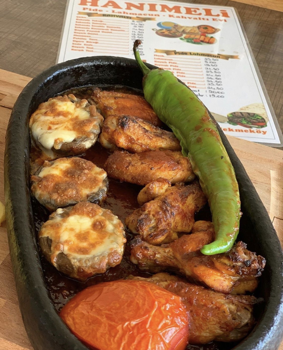 Hanimeli̇ Pi̇de Lahmacun & Kahvalti Evi̇