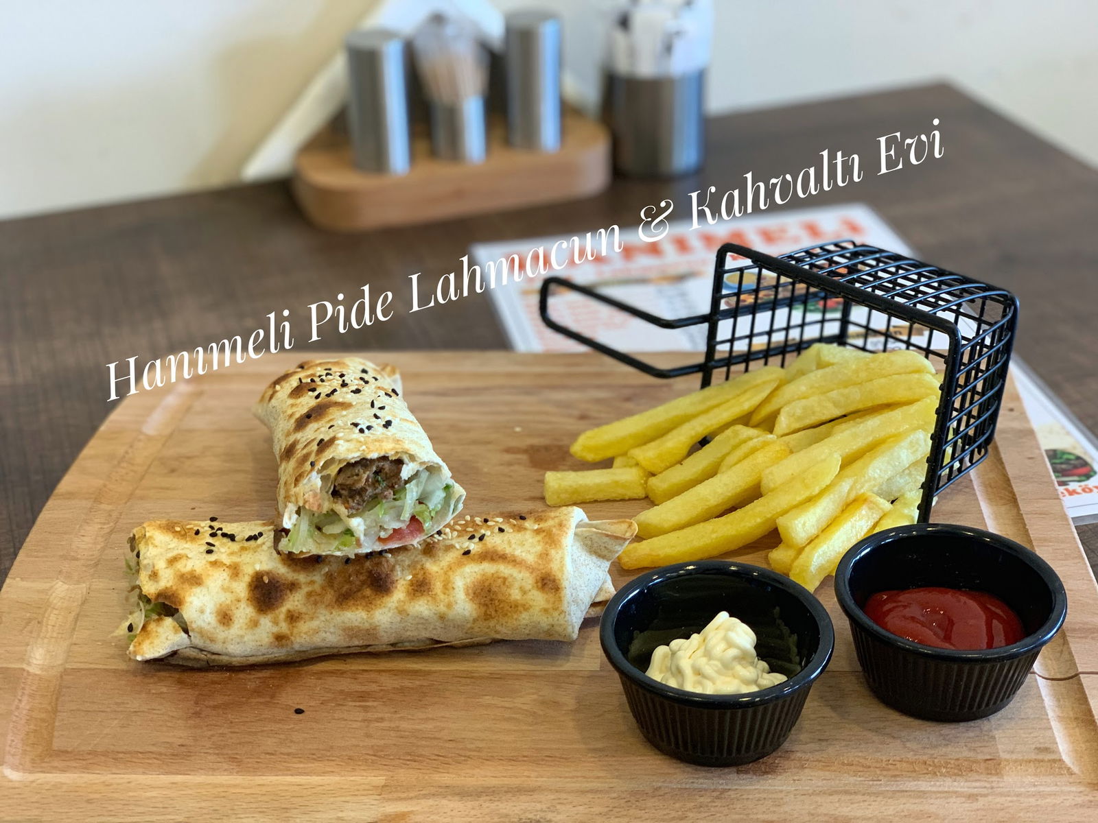 Hanimeli̇ Pi̇de Lahmacun & Kahvalti Evi̇