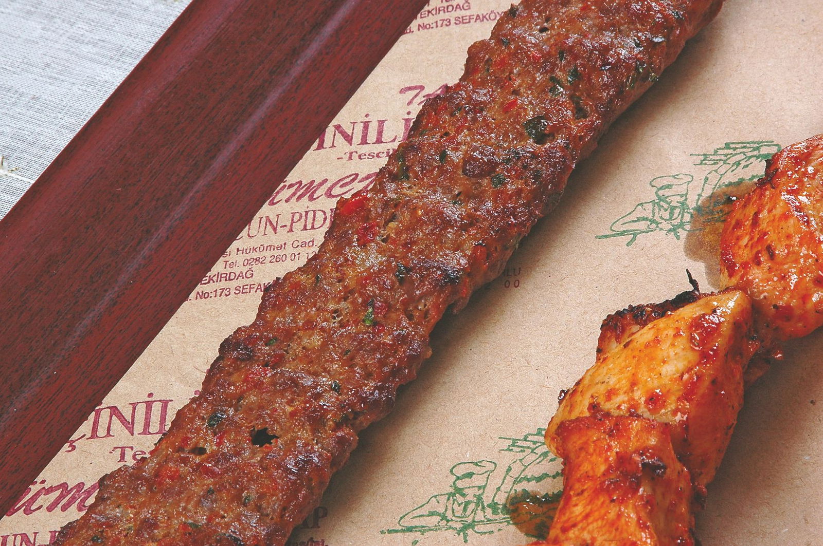 Tarihi Çinili Fırın Dürümcü Baba-Pide,Kebap,Lahmacun