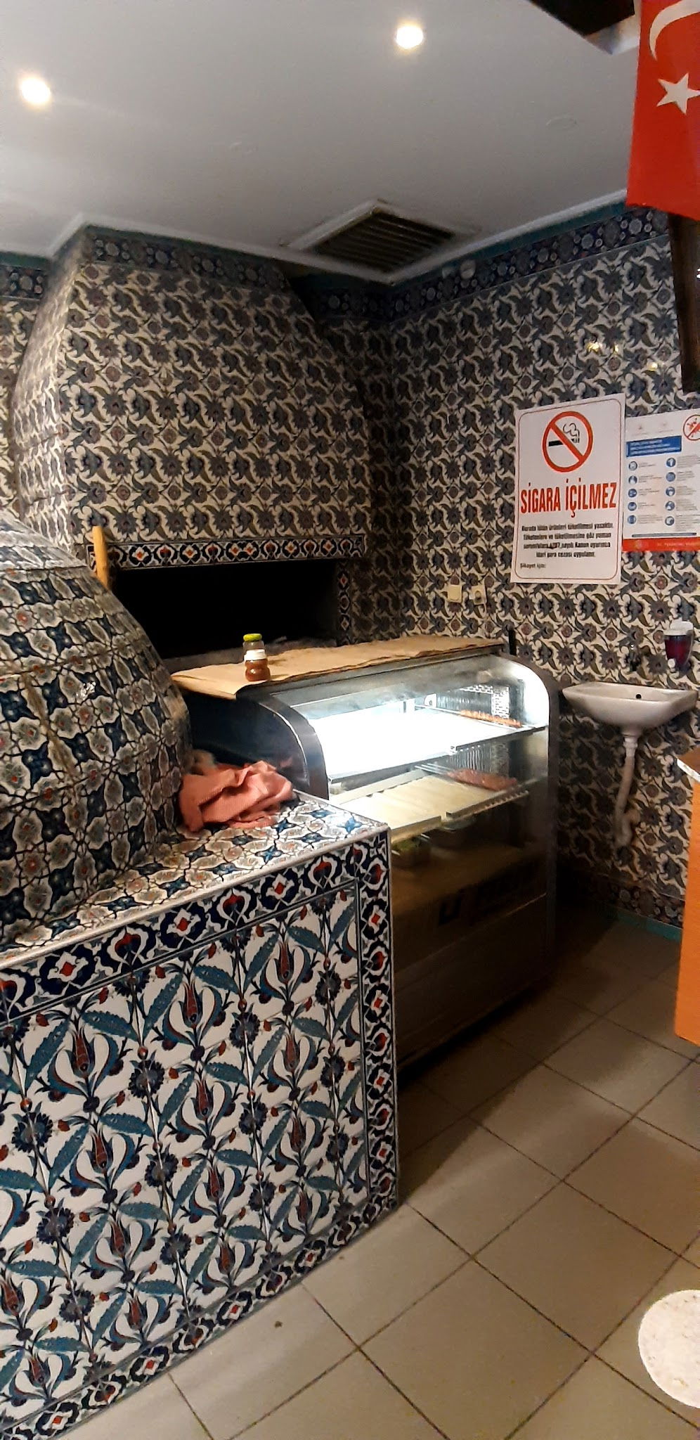 Tarihi Çinili Fırın Dürümcü Baba-Pide,Kebap,Lahmacun