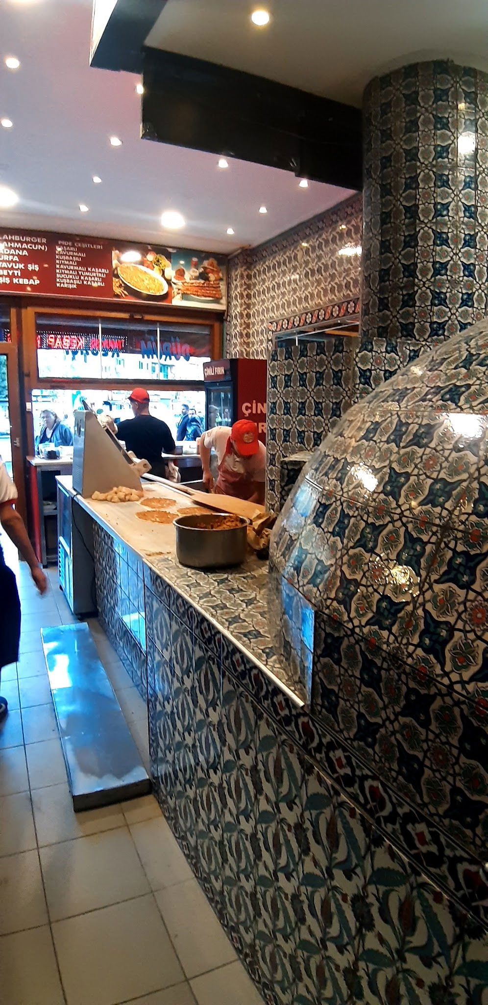 Tarihi Çinili Fırın Dürümcü Baba-Pide,Kebap,Lahmacun
