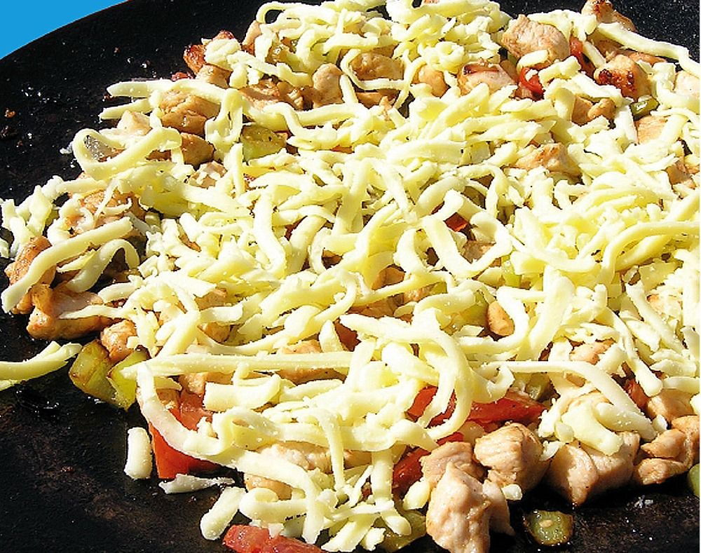 Tavuklu Kaşarlı Sac Kebap