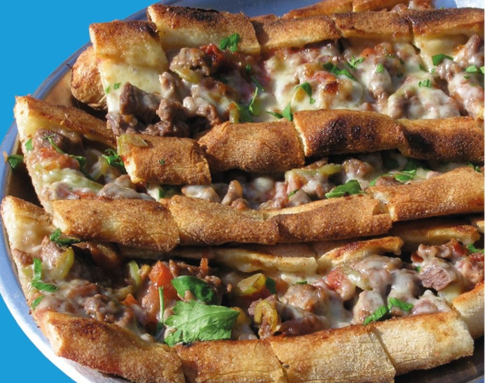 Kuşbaşılı Kaşarlı Pide