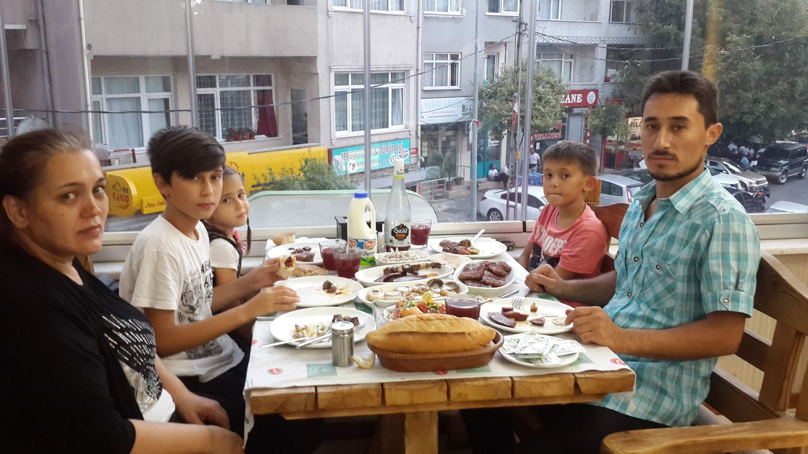 Semiz Et Kağıthane Şubesi Kasap & Izgara Salonları