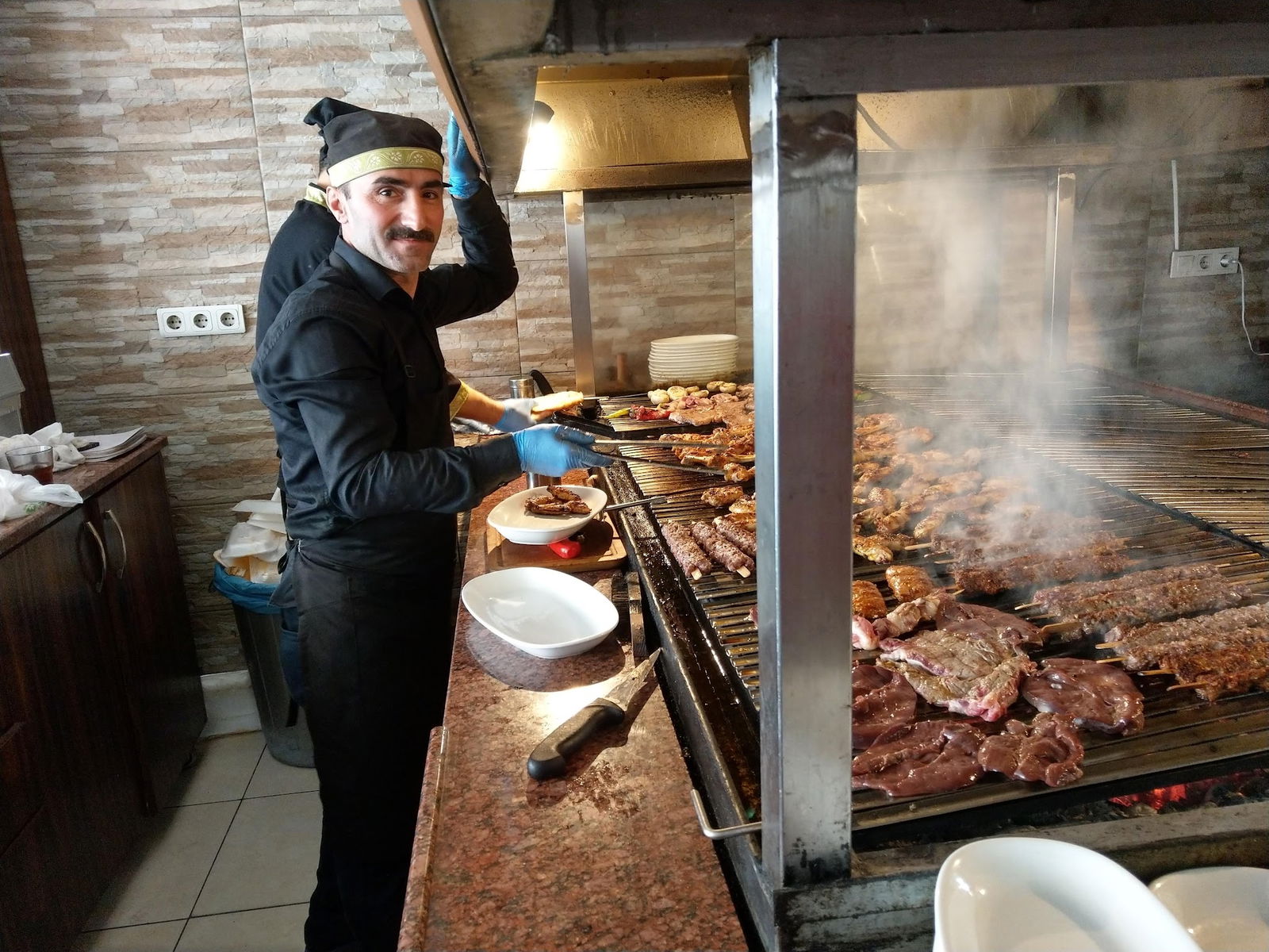 Semiz Et Kağıthane Şubesi Kasap & Izgara Salonları