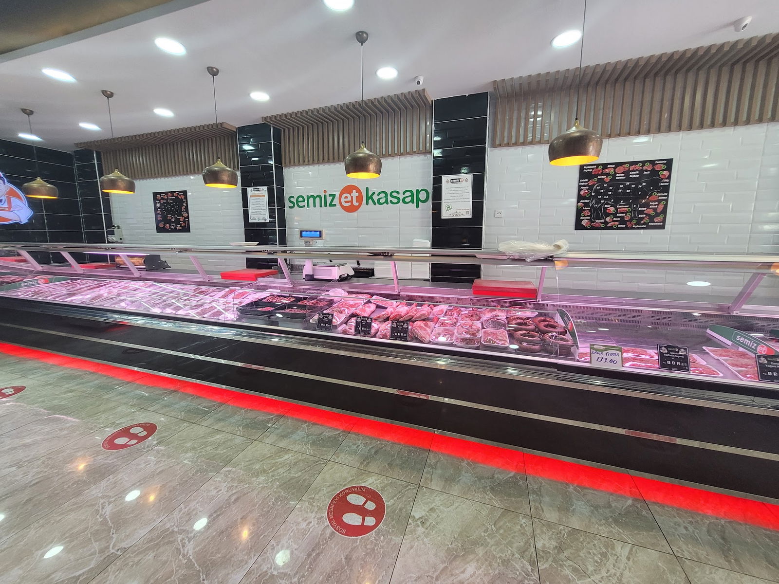 Semiz Et Kağıthane Şubesi Kasap & Izgara Salonları