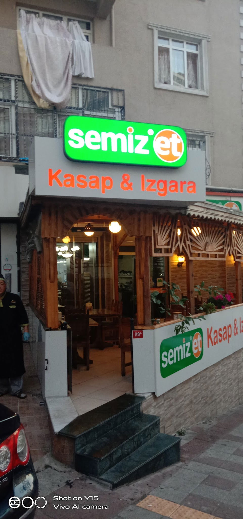 Semiz Et Kağıthane Şubesi Kasap & Izgara Salonları