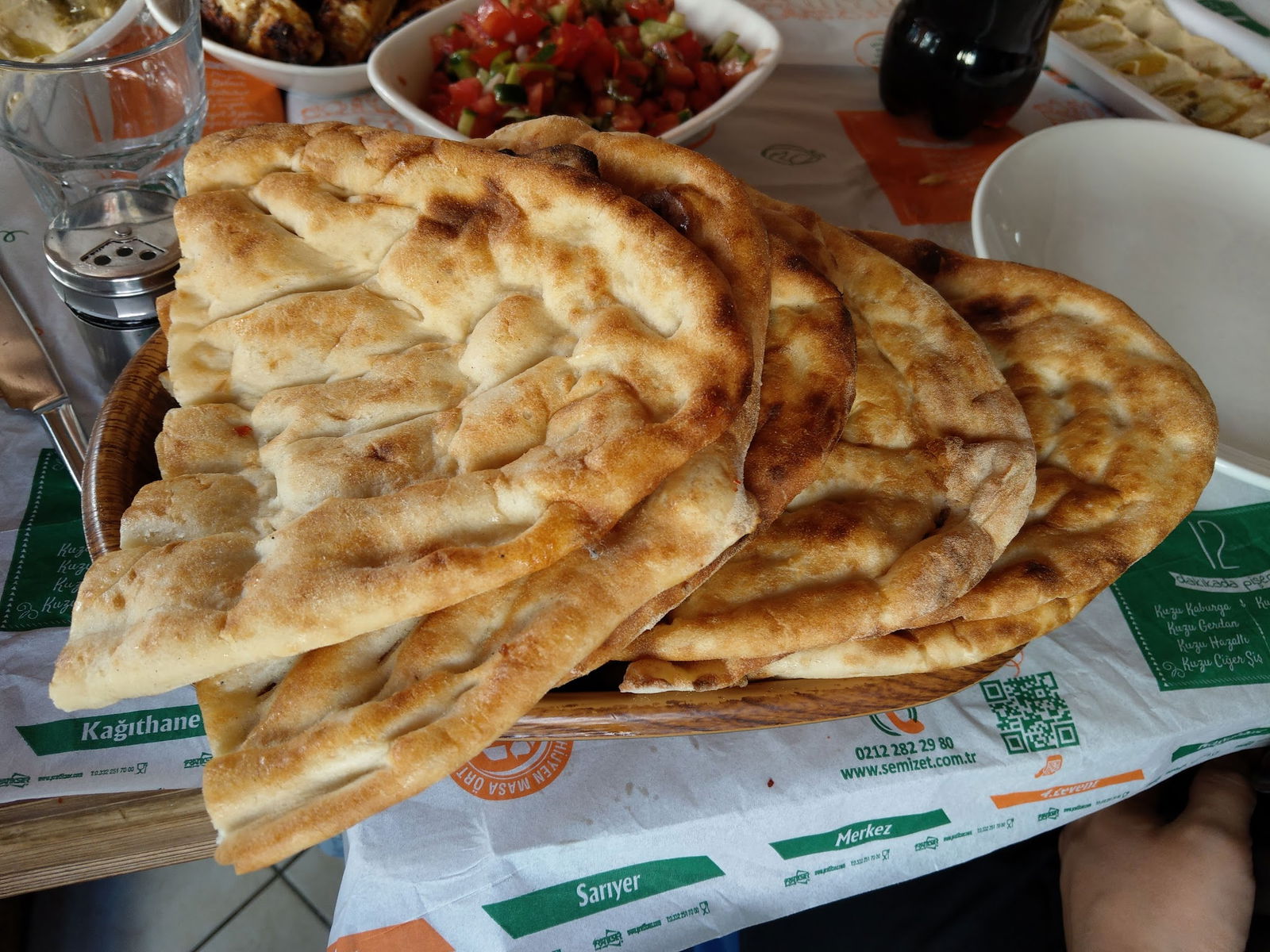 Semiz Et Kağıthane Şubesi Kasap & Izgara Salonları