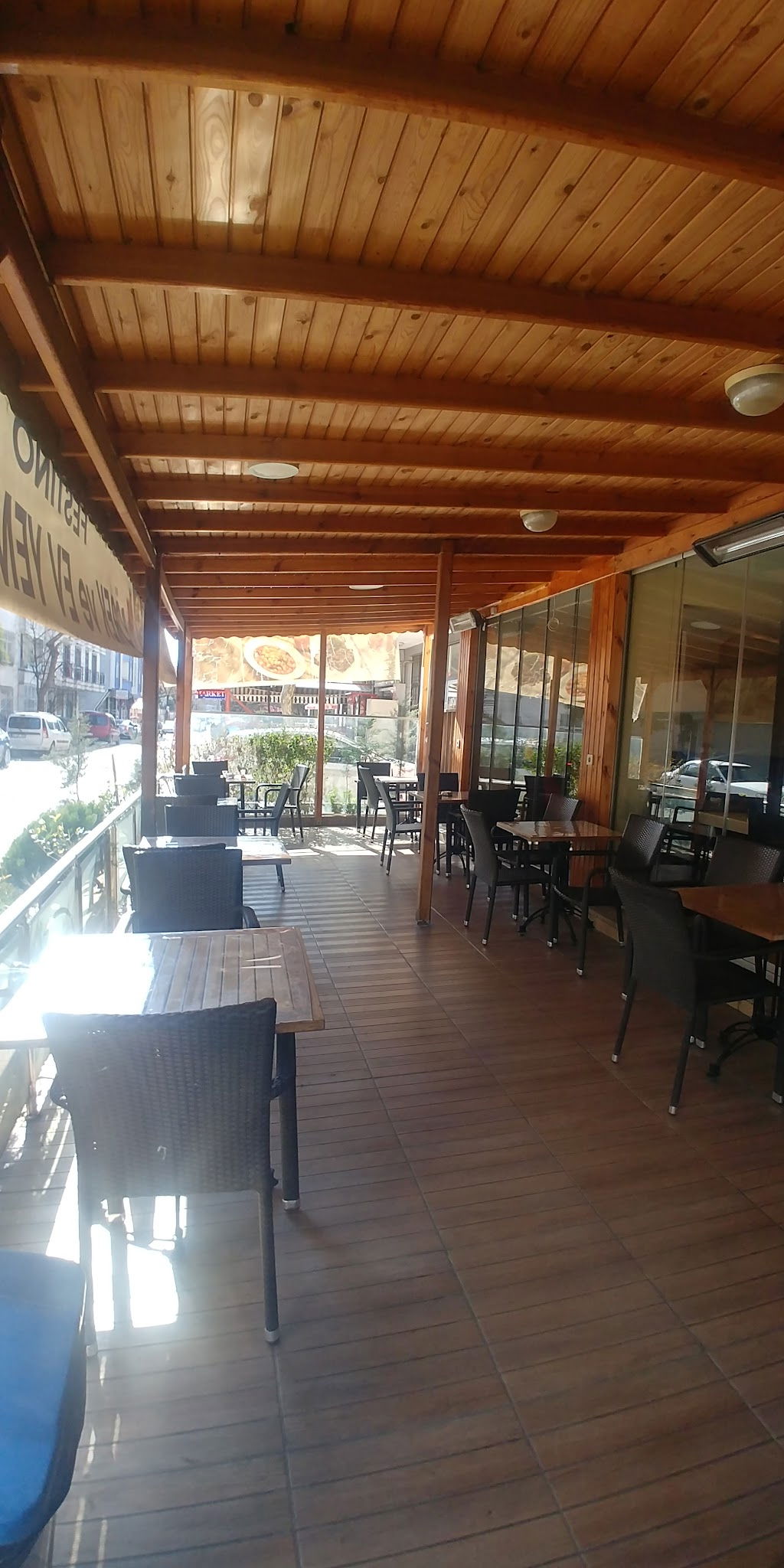 Festi̇no Pasta & Cafe