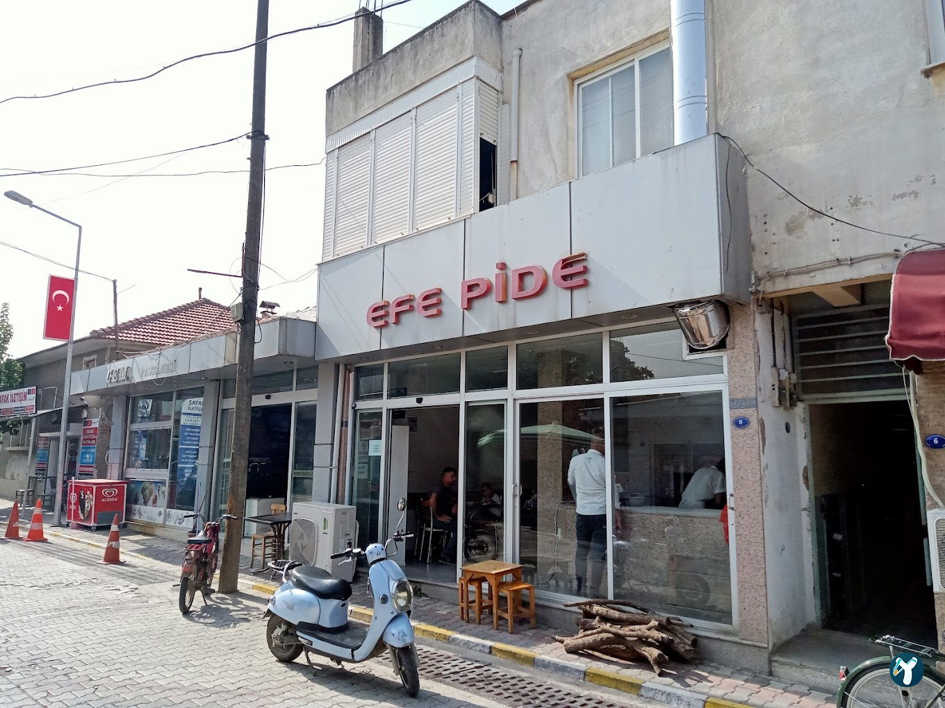 Efe Pide