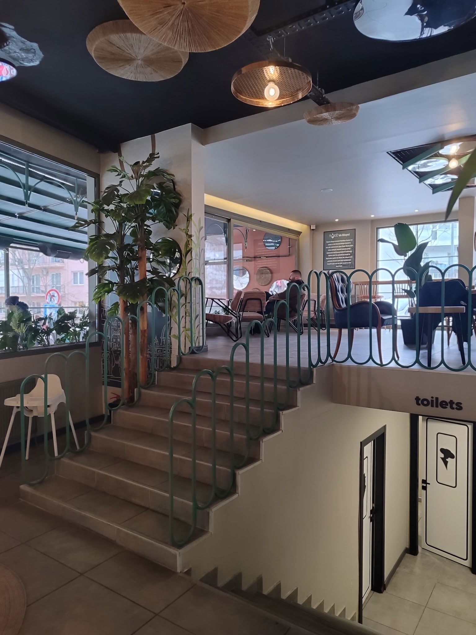 Caffé Di Toeé Bestekar