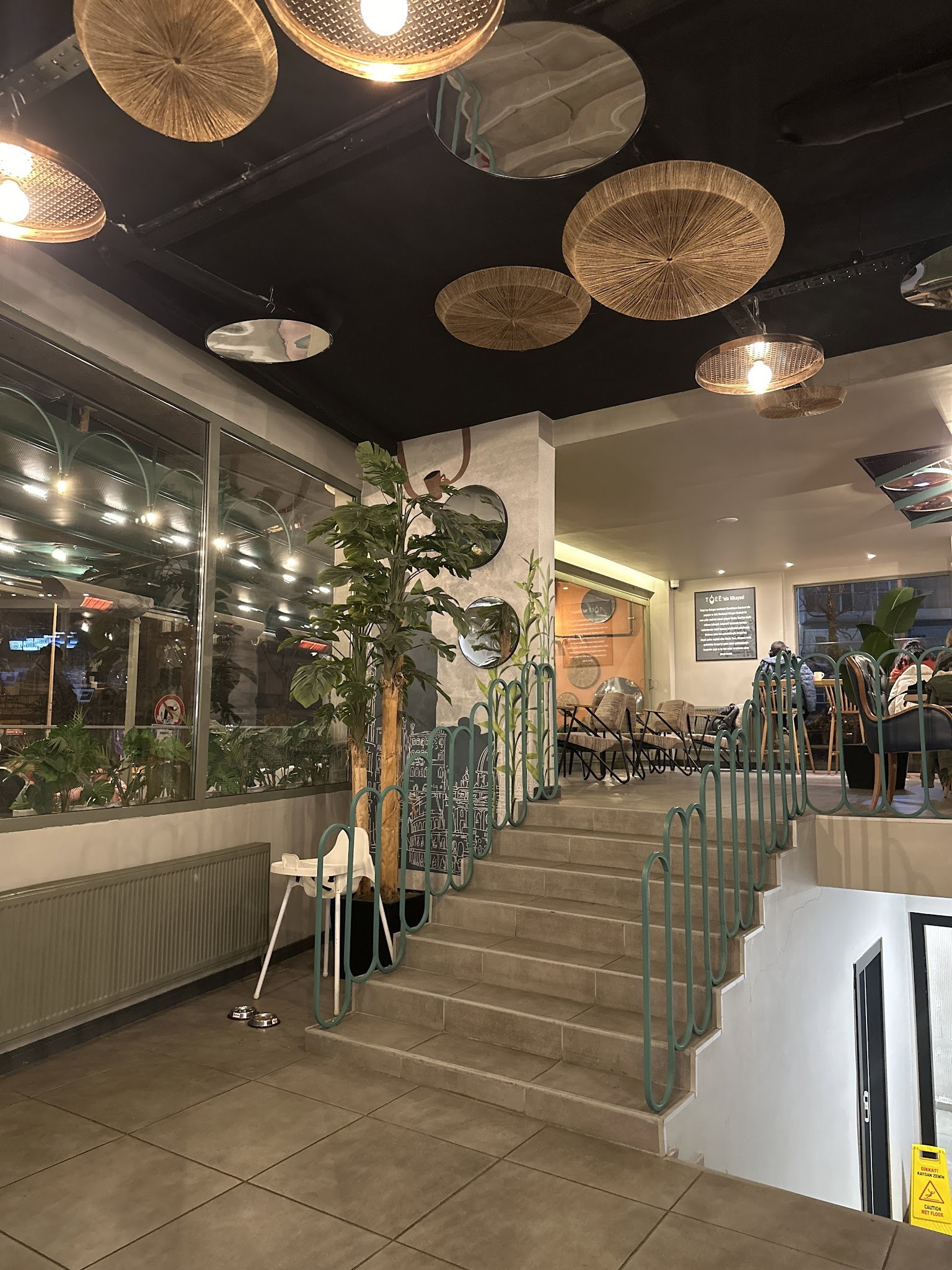 Caffé Di Toeé Bestekar