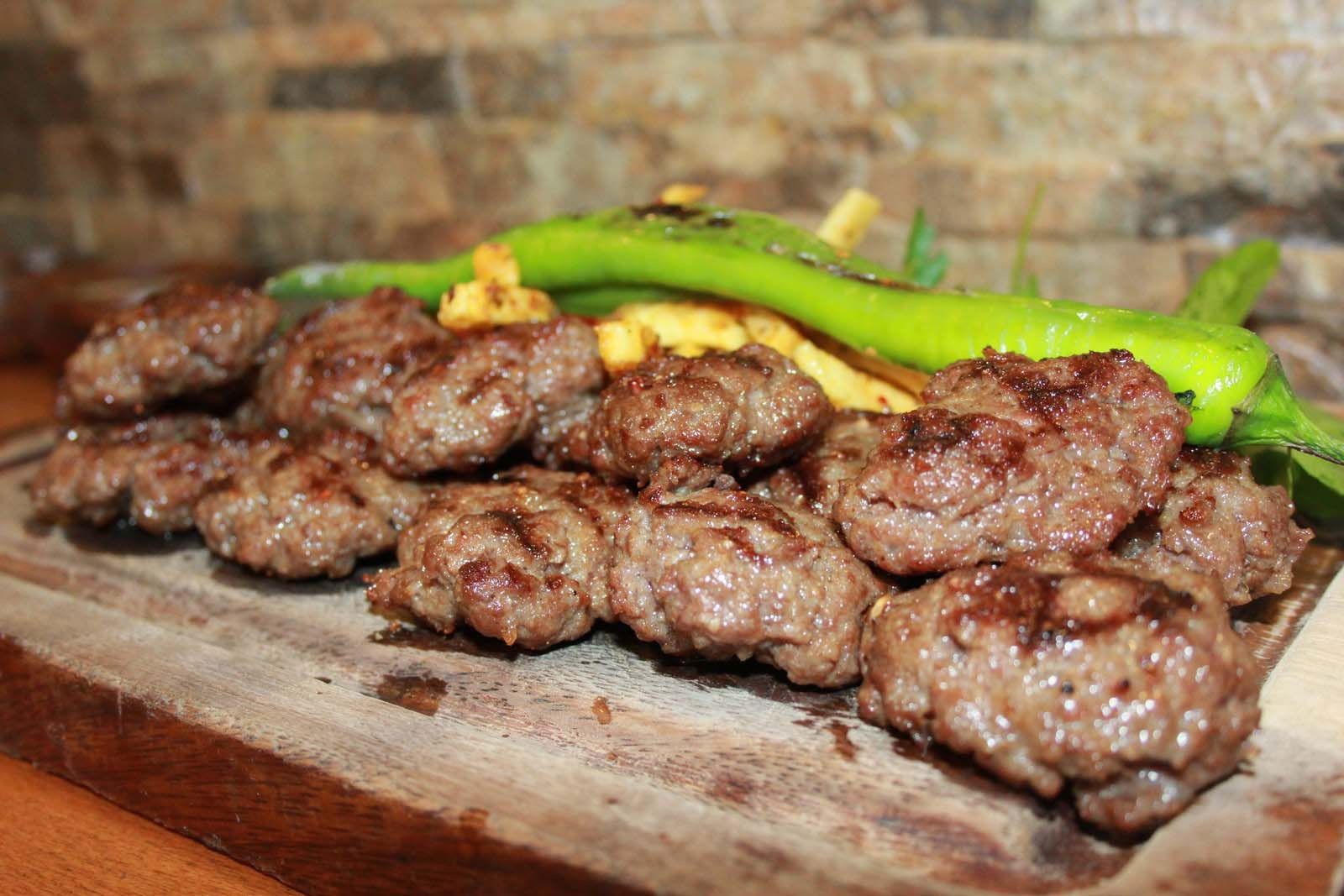 Köfteci̇ Hüseyi̇n 27