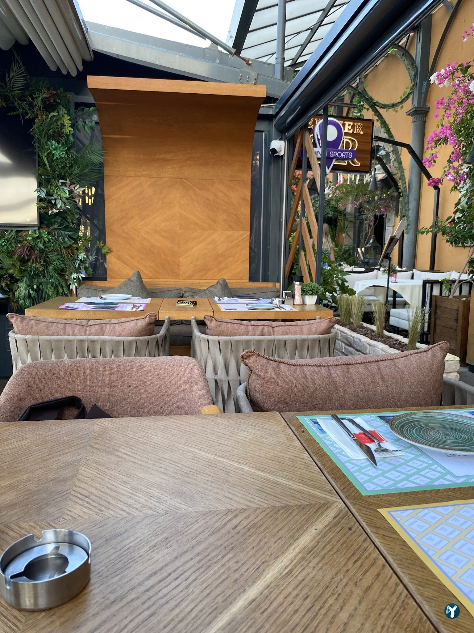 Narjill Restaurant