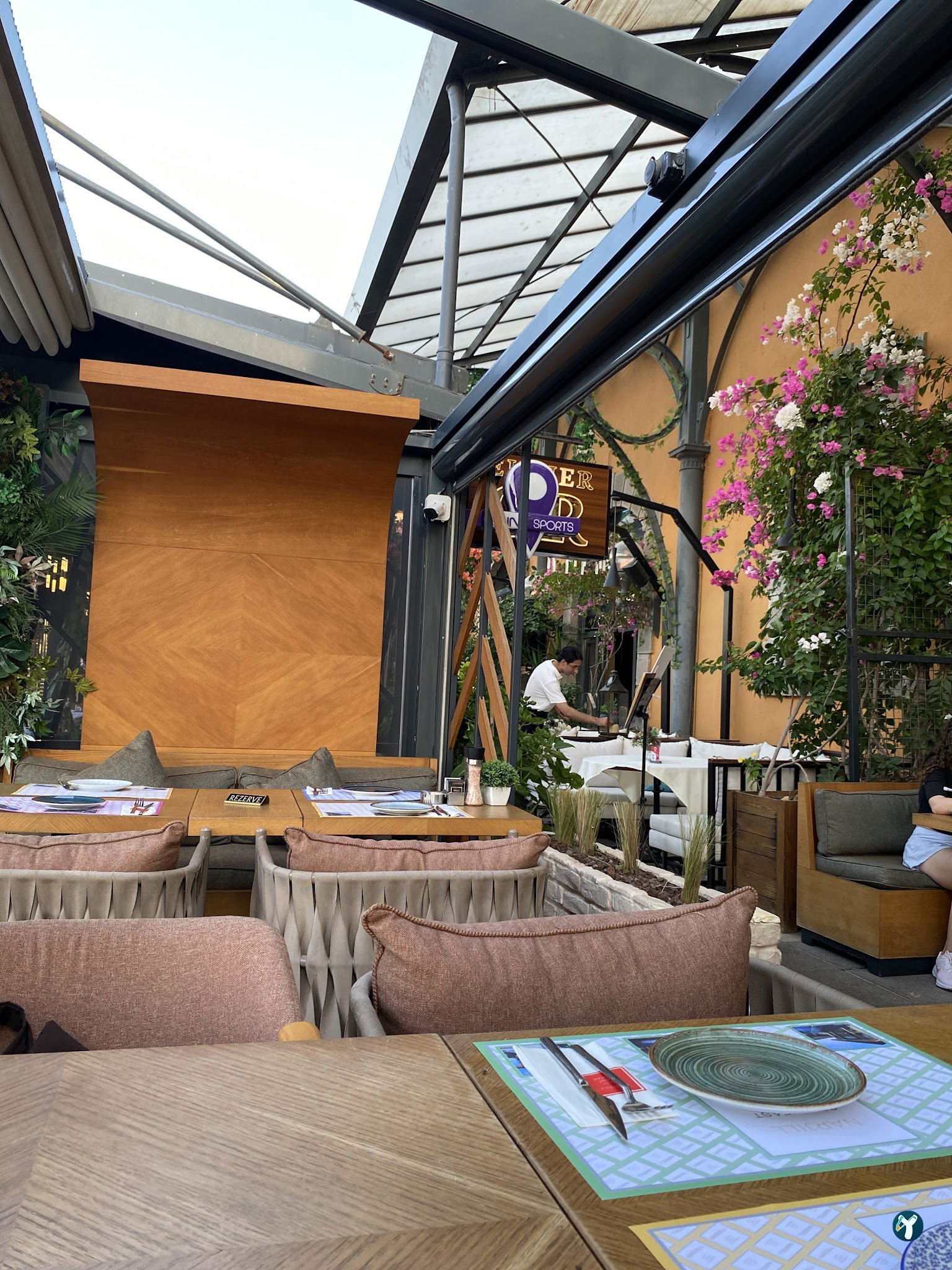 Narjill Restaurant