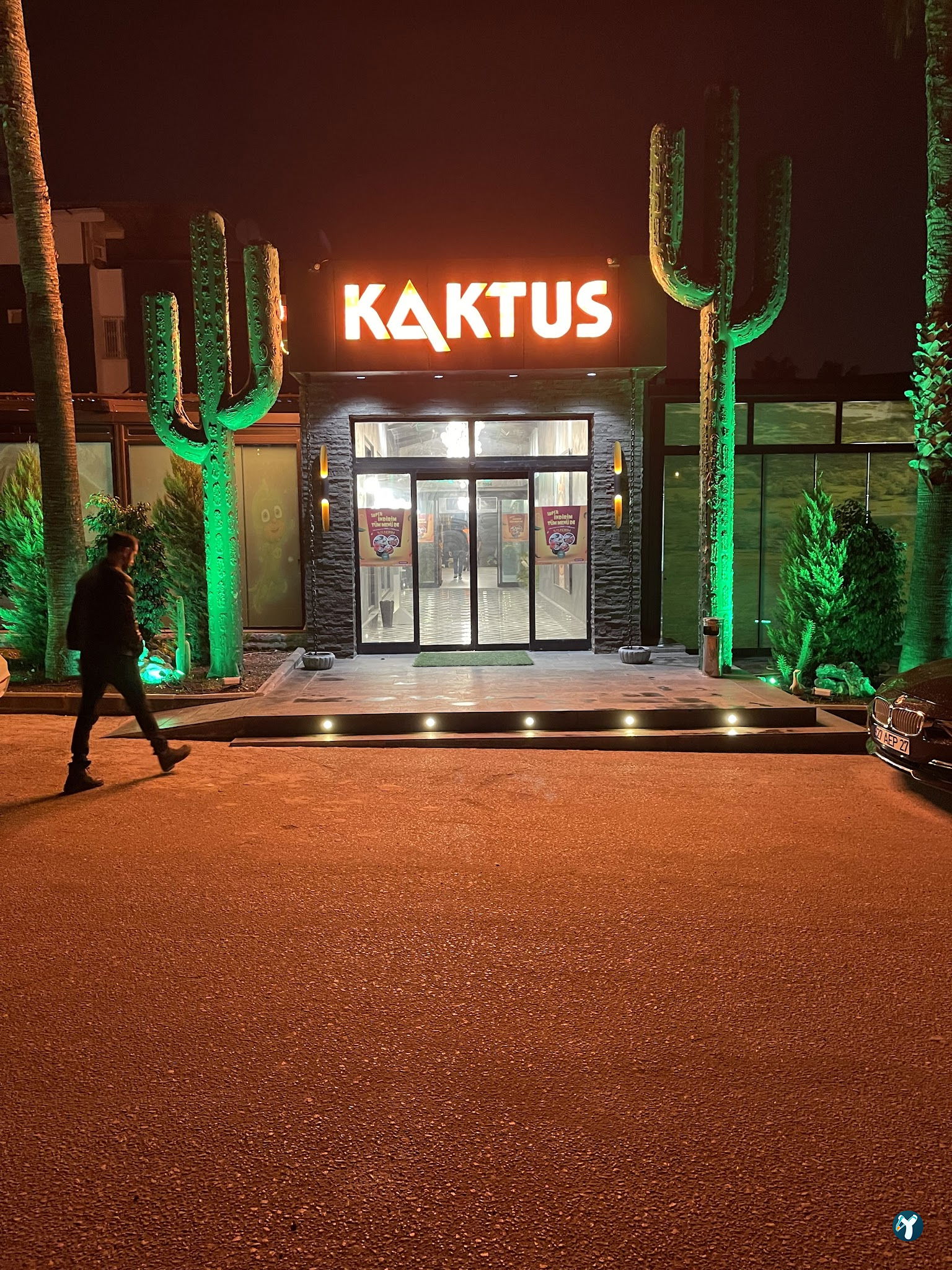 Kaktus Garden Cafe Restaurant