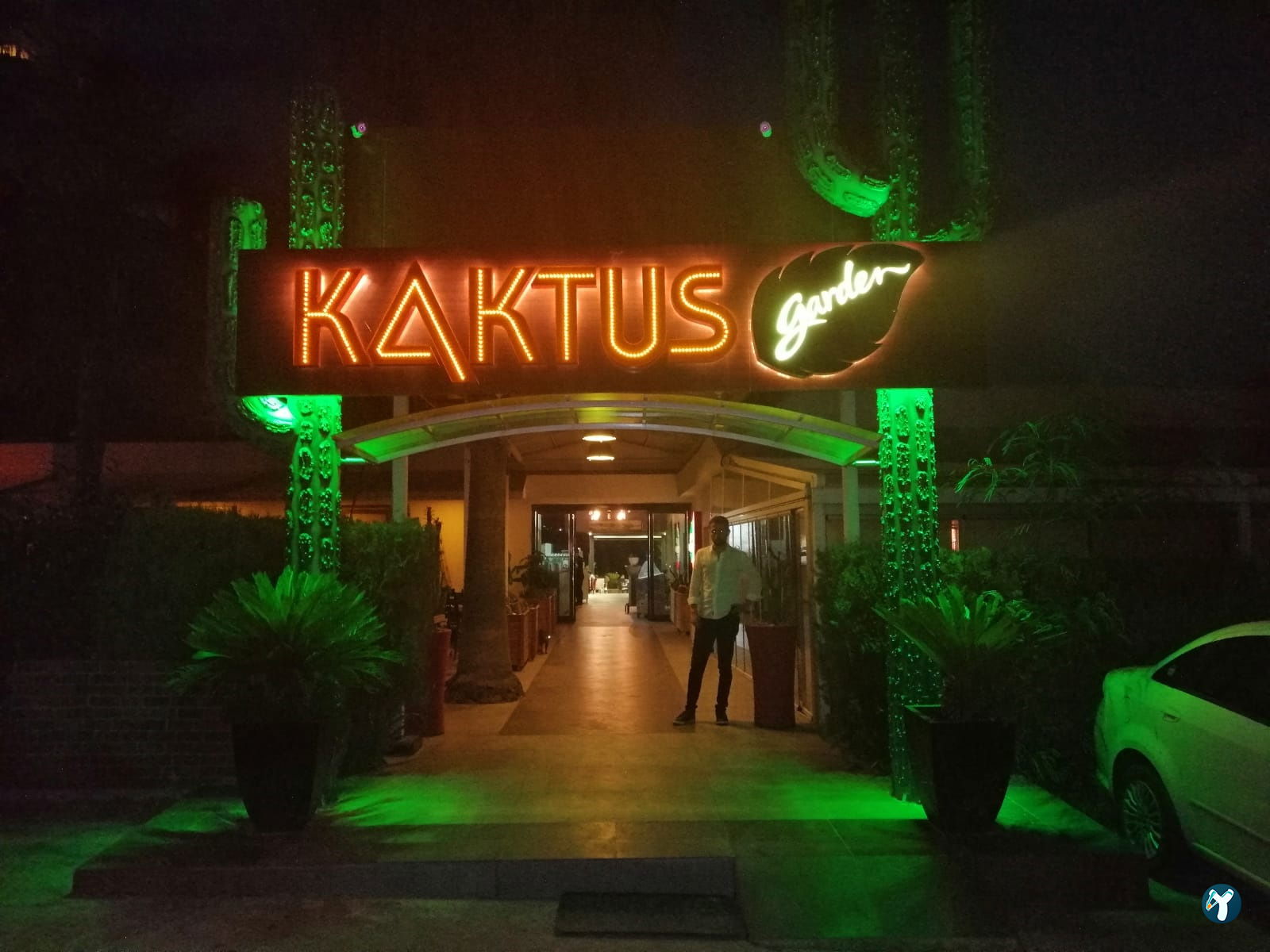 Kaktus Garden Cafe Restaurant