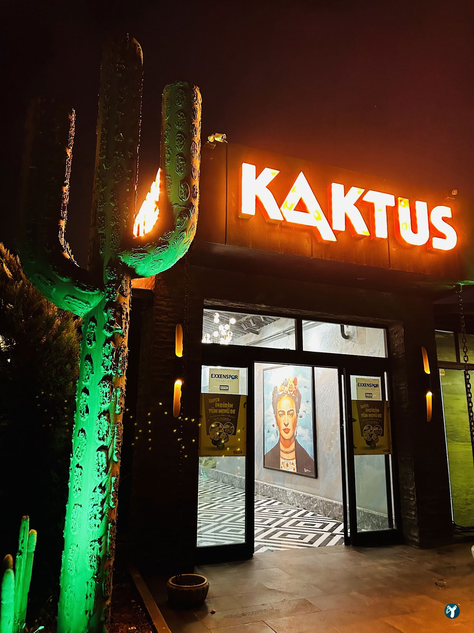 Kaktus Garden Cafe Restaurant