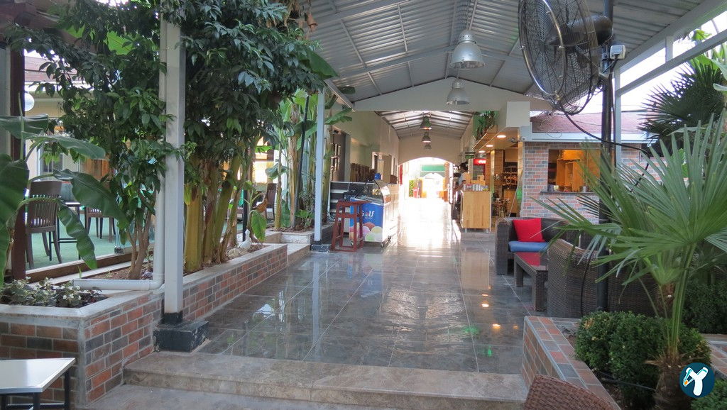 Kaktus Garden Cafe Restaurant