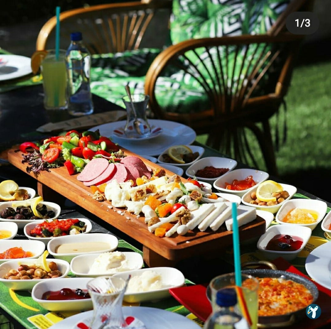 Kaktus Garden Cafe Restaurant