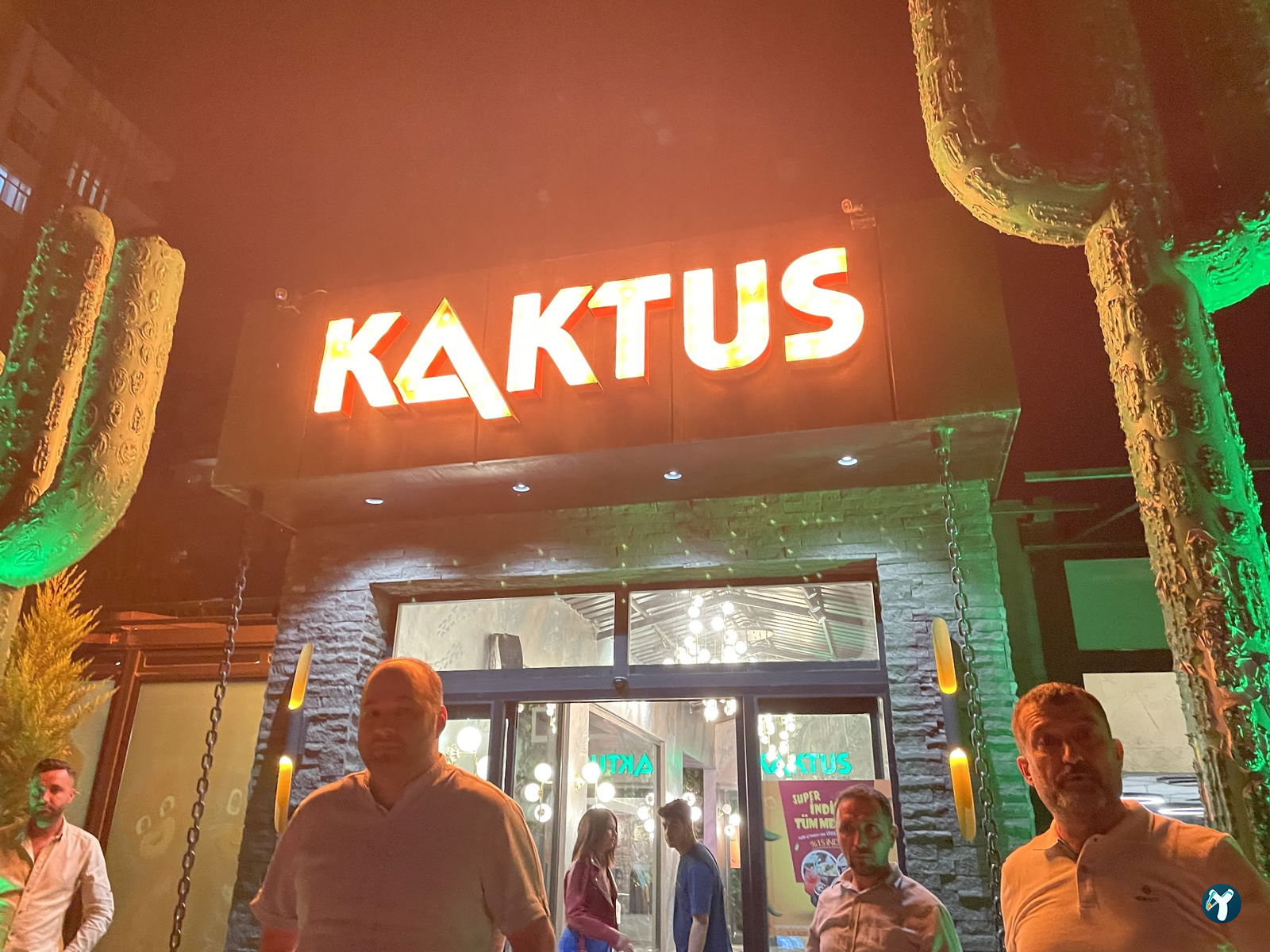 Kaktus Garden Cafe Restaurant